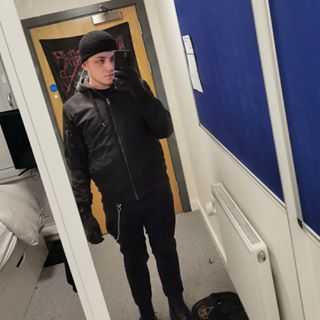 Aaron Douglas's avatar