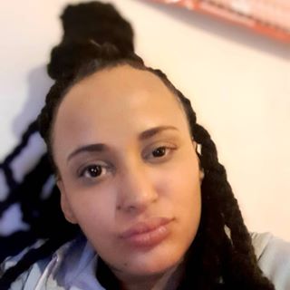 Niki Scarlett's avatar