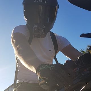 Erik Yordanov's avatar