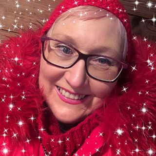 Paula Sherratt's avatar