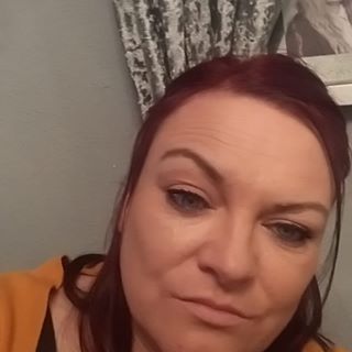 Paula Jones's avatar