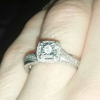 Gemma Lee's avatar
