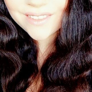 Anna Mackay's avatar