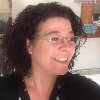 Lucy Fisher's avatar