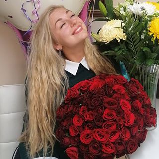 Kateryna Voznyak's avatar