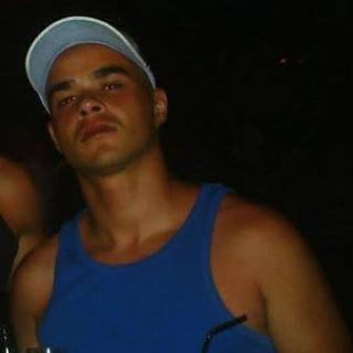 Luke Kolade's avatar