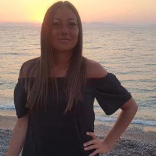 Kate Thompson's avatar