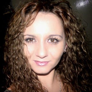Elena Mirabela's avatar