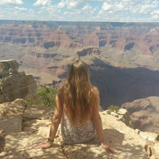 Kate Be's avatar