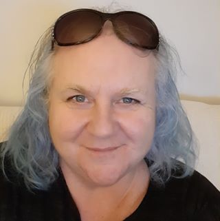 Stacey Burnett's avatar
