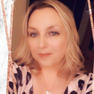 Camilla Devlin's avatar
