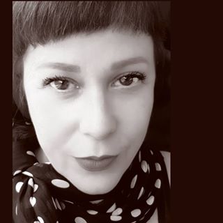 Maria Peneva's avatar