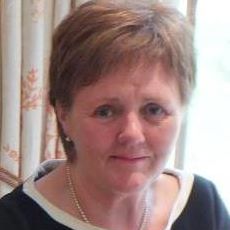 Mary Rowan's avatar