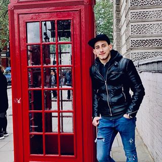 Balazs Daroczi's avatar