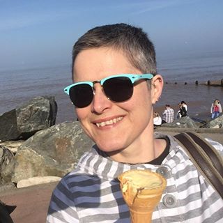 Linda Coles's avatar