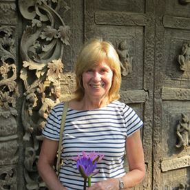 Cynthia Orange's avatar