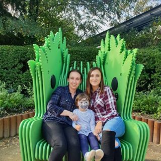 Rebecca Peacock's avatar