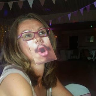 Julie Hulme's avatar