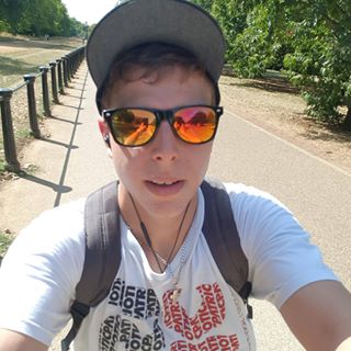 Damian Mazur's avatar