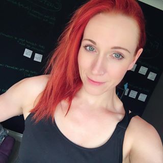 Alison Chambers's avatar