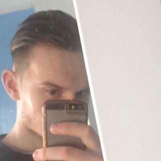 Adrian Naruszewicz's avatar