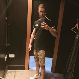Louis Dunderdale's avatar