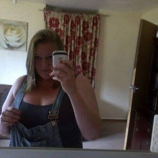 Manda Murray's avatar