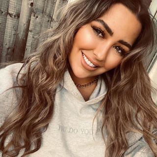 Paige Barrow's avatar