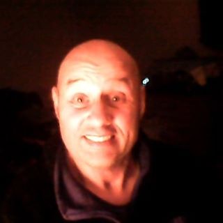Ian Wood's avatar