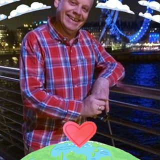 Chris Vinall's avatar