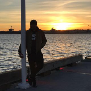 Dominic Wills's avatar