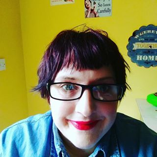 Jo Holloway-Green's avatar