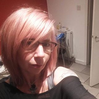 Anne Myles's avatar