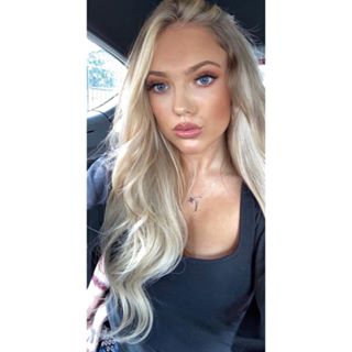 Elizabeth Tiah's avatar