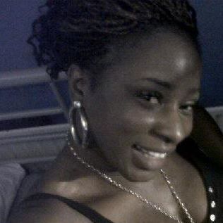 Pamela Clarke's avatar