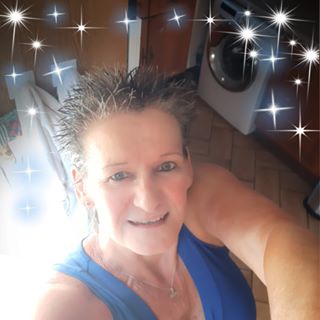 Dianne Hall's avatar