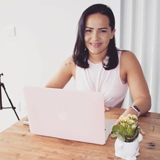 Edielen Almeida's avatar