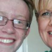 Laura Drummond's avatar