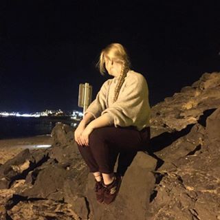 Lauren Ives's avatar