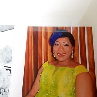 Monique Boma's avatar