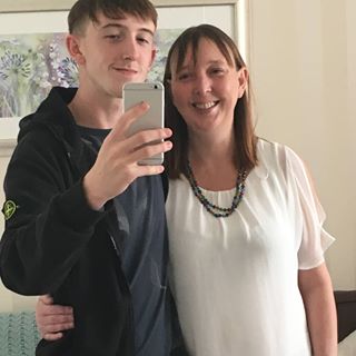 Jennifer Hall's avatar