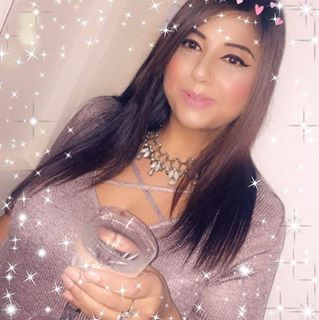 Asha Elshehawi's avatar