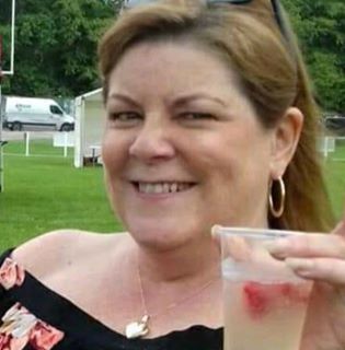 Sally Hartley's avatar