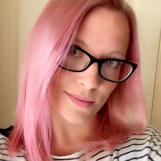 Abi Lightfoot's avatar
