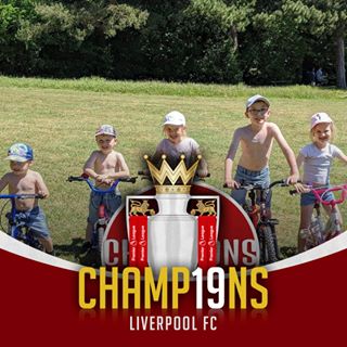 Michael Kelly's avatar