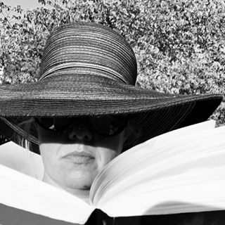 Lesley Tulley's avatar