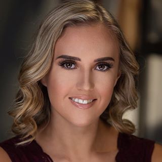 Laura Debney's avatar