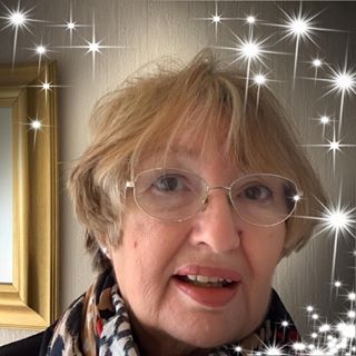 Molly Cundy's avatar