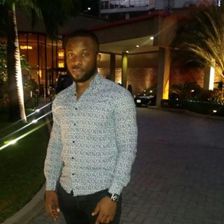 Ayo Rinde's avatar