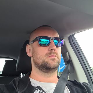 Piotr Szamot's avatar